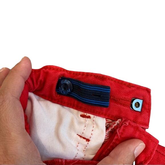 GAP Toddler Red Denim Cut Off Shorts - Picture 5 of 9